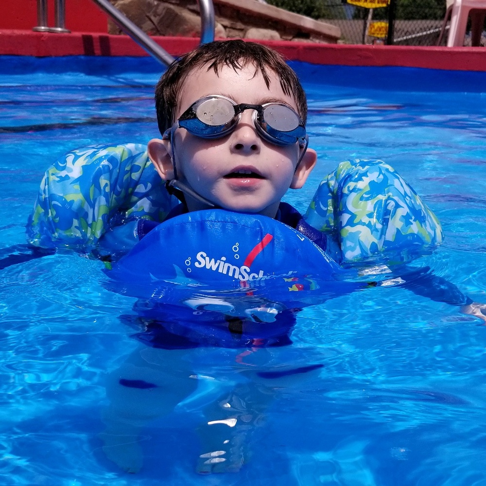 Meet your Posher, Jade